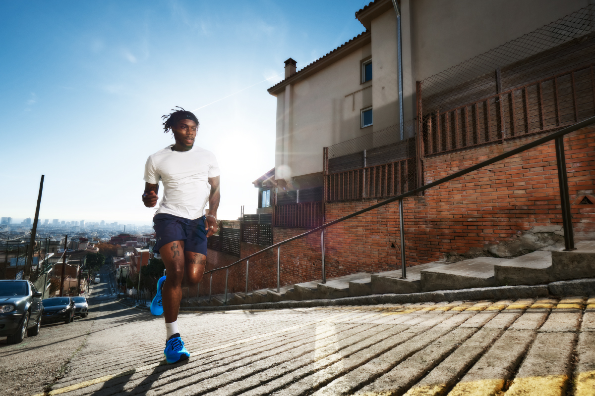 ALERGAREA PE TIMPUL VERII CU ECHIPAMENTELE UNDER ARMOUR