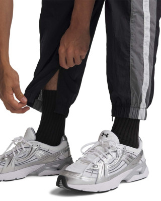 Pantaloni Barbati ICON WVN TRACK JOGGER Under Armour 