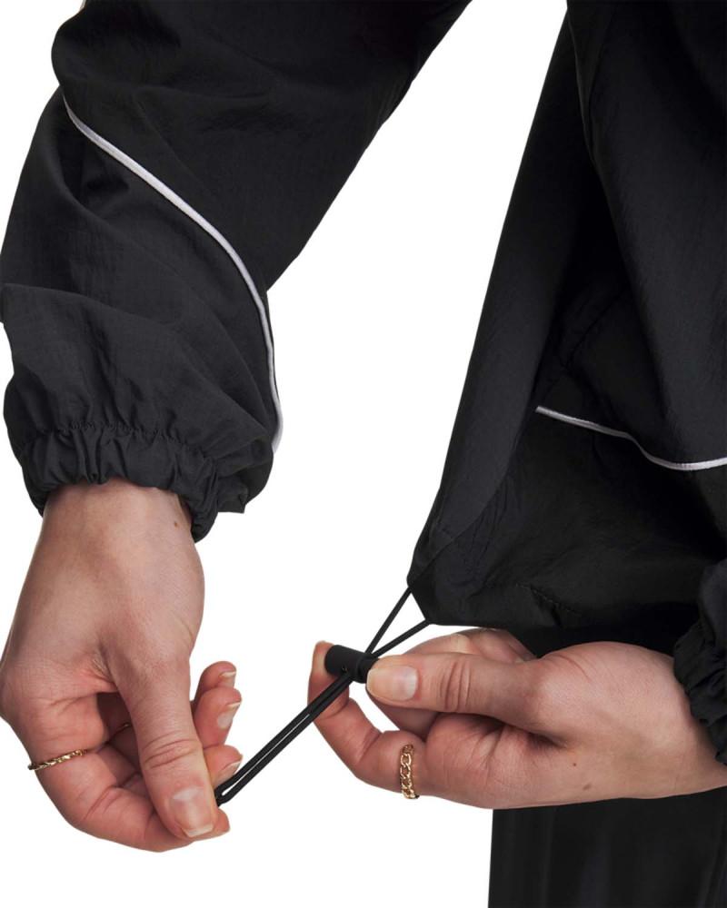 Jacheta Dama UNSTOPPABLE WOVEN WIND JACKET Under Armour 